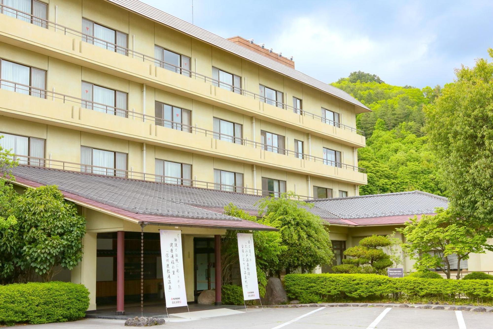 Отель Ooedo Onsen Monogatari Shinshu Kakeyu Уэда Экстерьер фото